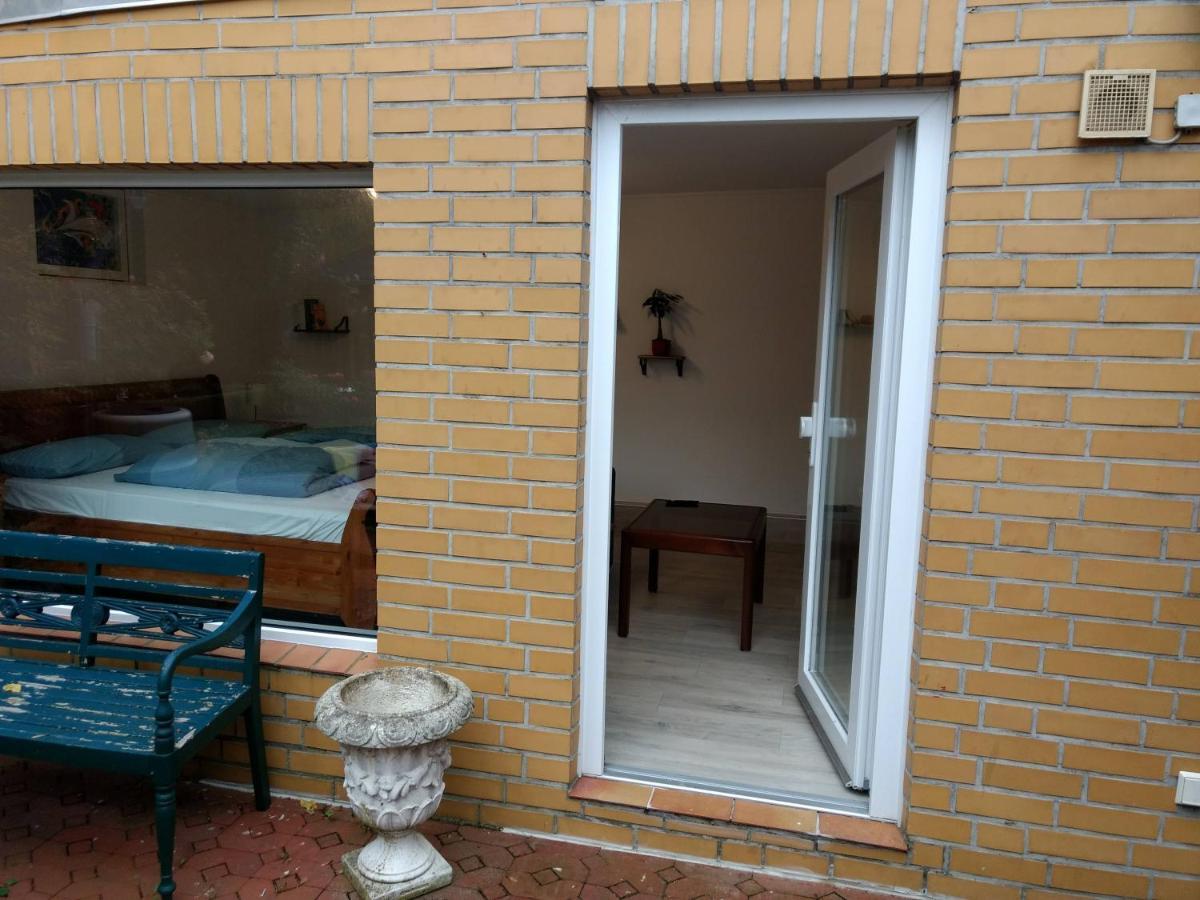 Ruhige, Gemuetliche 1-Zimmer Gartenwohnung Fuer 2 Erwachsene Lubeck Ngoại thất bức ảnh