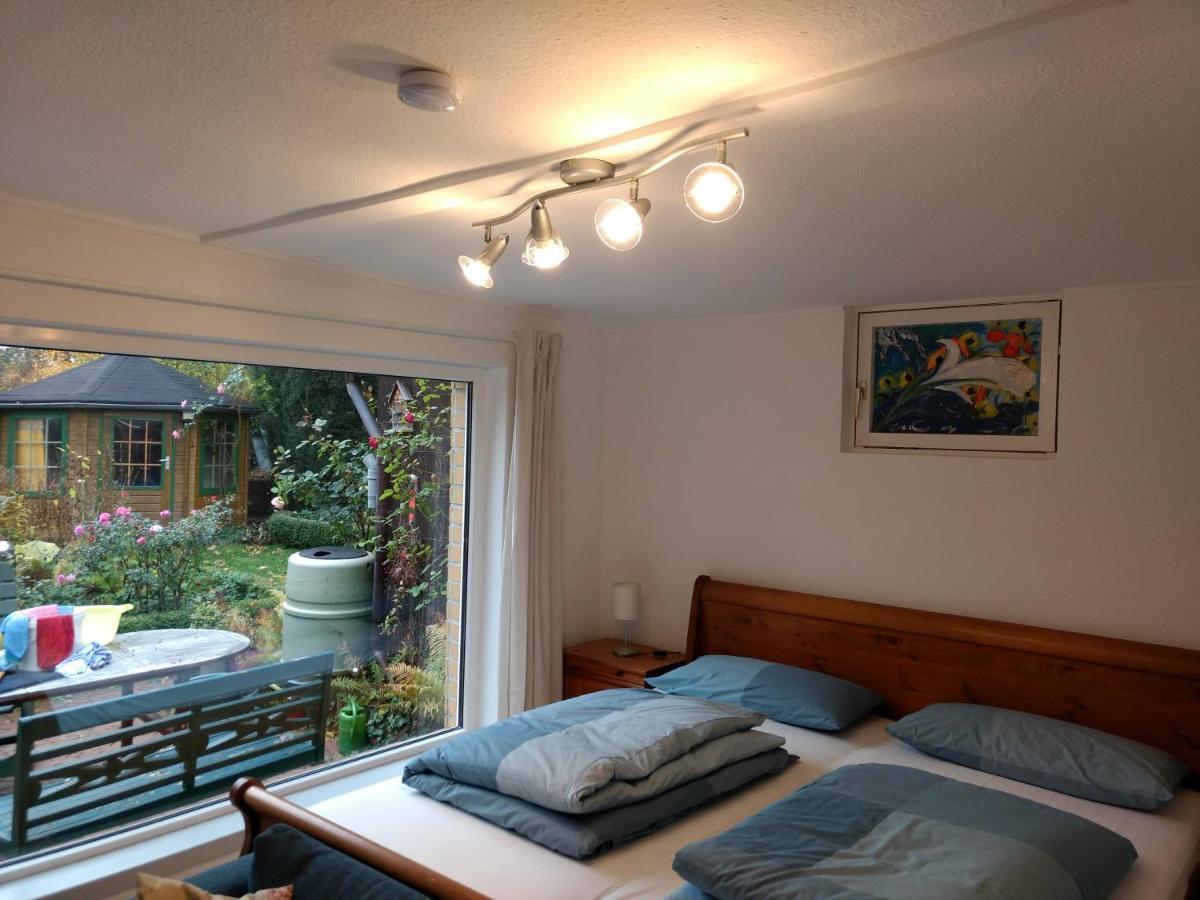 Ruhige, Gemuetliche 1-Zimmer Gartenwohnung Fuer 2 Erwachsene Lubeck Ngoại thất bức ảnh