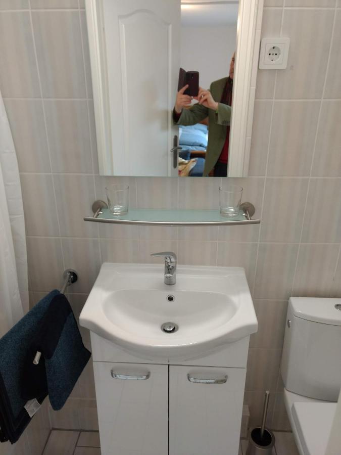 Ruhige, Gemuetliche 1-Zimmer Gartenwohnung Fuer 2 Erwachsene Lubeck Ngoại thất bức ảnh